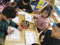【教学内容】中班美术：秋菊 