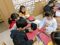 【精彩瞬间】暖暖的花背心