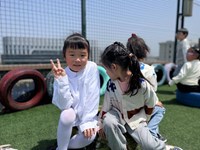 【精彩瞬间】足球场的快乐