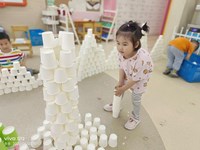 【精彩瞬间】纸杯城堡