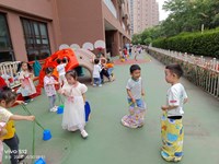 【精彩瞬间】玩跳袋